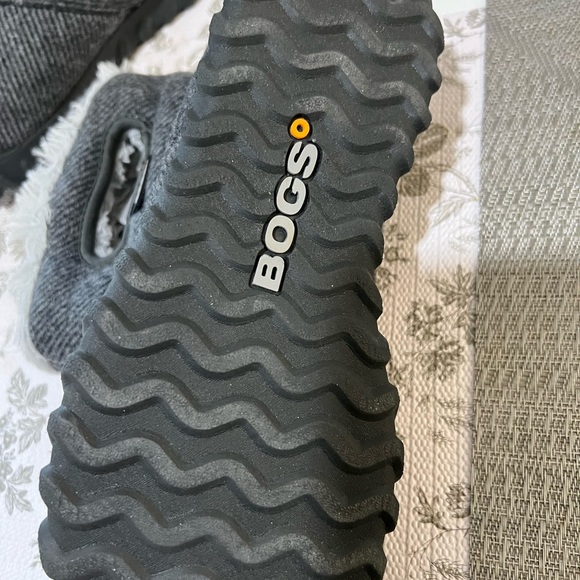 Bogs Boots - Picture 2 of 4